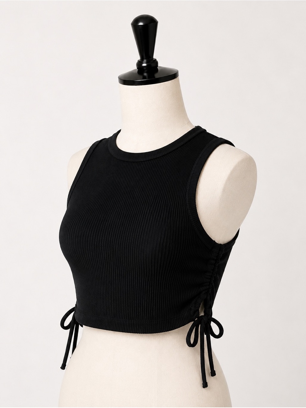 Unique Redwood Super Cropped Black Tank - Size M 🖤 Adjustable Sides
